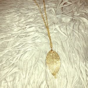 Long aspen leaf necklace